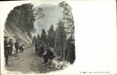 CPA Militaria Chasseurs alpins 158eme de ligne Halte sur la route Savoie 
