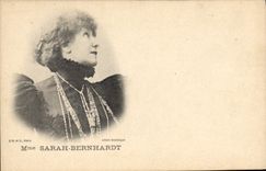 CPA Femme Theatre Mme Sarah Bernhardt