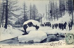 CPA Militaria Brianconnais Nos Chasseurs alpins Marches d'hiver Halte au bord de la Clairee 