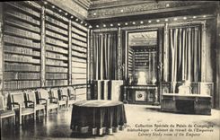 CPA Bibliotheque Cabinet de travail de l'empereur Palais de Compiegne 