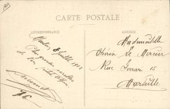 CPA Militaria Chasseurs Alpins En marche dans les neiges