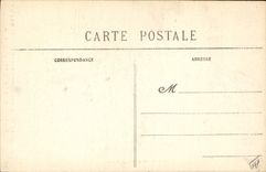 CPA Folklore Environs de Boulogne sur Mer Le Portel Une porteloise Toilette de ceremonie 