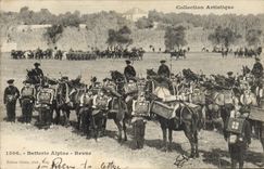 CPA Militaria Chasseurs Alpins Batterie alpine Revue