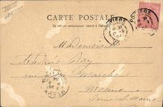 CPA Folklore Deux Sevres Paysanne Poitevinne Ringearde filant sa quenouille