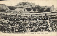 CPA Theatre antique d'Orange Vue d'ensemble des gradins et de la colline 