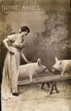 CPA Cochon Porc Femme Balancoire