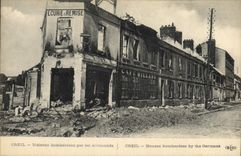 CPA Billard Creil Maisons bombardees par les Allemands Militaria Cafe Billard
