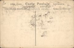 CPA Militaria Chasseurs alpins au repos 