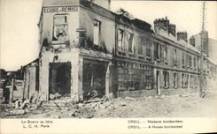 CPA Billard Creil Maisons bombardees Militaria