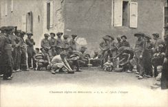 Vintage Postcard Militaria Alpine hunters in operations After the stage