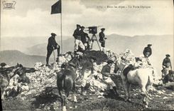 Vintage Postcard Militaria Alpine hunters an optical station