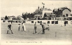 CPA Pornichet Partie de croquet sur la plage 