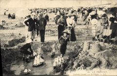 Vintage Postcard Treport Children exploiting the beach