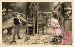 Vintage Postcard Sets of children the balloon