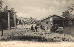 CPA Nancy Trianon Un coin des jeux Balancoirs Massacre Fleches 