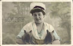 CPA Cochon Porc Femme 