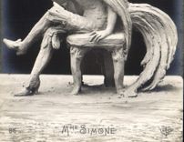 CPA Chantecler Mme Simone Poule 