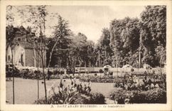 Vintage Postcard Game of bowls Saint Amand Montrond the bowling pitch
