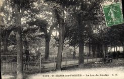 Vintage Postcard Game of bowls St Maur Pits set of balls