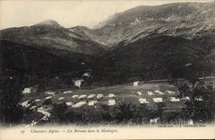 CPA Militaria Chasseurs Alpins Un bivouac dans la montagne 