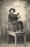CPA Folklore Auvergne Joueur de Cabrette 