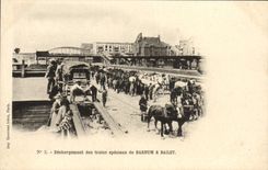 CPA Cirque Barnum et Bailey Dechargement des trains speciaux Chevaux Clown 