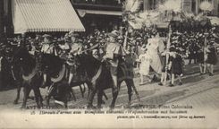 CPA Folklore Anvers Fetes Coloniales Herauts d'armes avec trompettes thebaines 