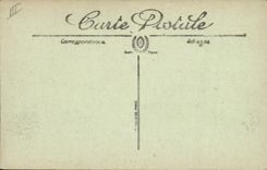 CPA Militaria Les Fetes de la Victoire a Paris 14 juillet 1919 Les marechaux Joffre et Foch aux Champs Elysees 