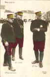 CPA Militaria Nos chefs General de Castelnau Joffre Pau