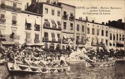 CPA Cette sur mer Joutes Cettoises Un bon coup de lance 