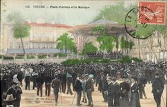 CPA Kiosque Toulon Place d'armes et la musique 