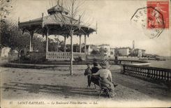 CPA Kiosque Saint Raphael Le boulevard Felix Martin 