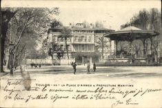 CPA Kiosque Toulon La place d'armes et Prefecture maritime 