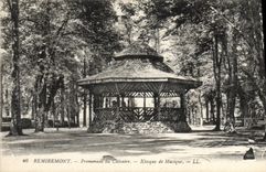 CPA Kiosque de musique Remiremont Promenade du calvaire 