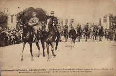 Vintage Postcard Militaria the festivals of the Victoire has Paris July 14th, 1919 the Marshals Foch and Joffre ravels Avenue Champs Elysées