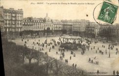 Vintage Postcard Brest Kiosk Seen general of the Battlefield during the music
