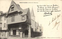 CPA Botrel Vitre Maison ancienne rue de Paris Bretagne 