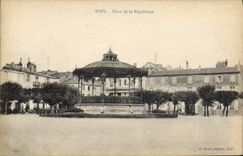 CPA Kiosque Toul Place de la Republique 