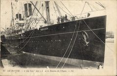 CPA Bateau Paquebot Le Havre La Lorraine dans le bassin de l'Eure