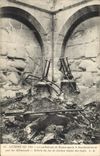 CPA Cloche Cathedrale de Reims apres le bombardement par les Allemands
