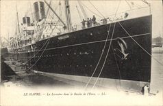 CPA Bateau Paquebot Le Havre La Lorraine dans le bassin de l'Eure 