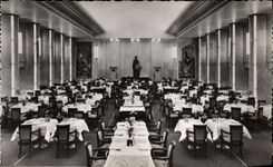 Modern Postcard Bateau Steamer Freedom Dining room 1st class