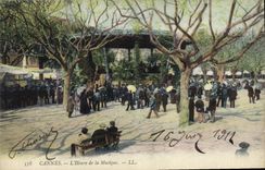 CPA Kiosque Cannes L'heure de la musique 