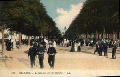 CPA Kiosque Orleans Le Mail un jour de musique 
