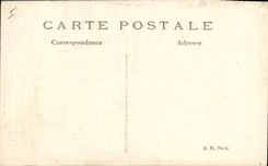 CPA Cloche La cathedrale de Reims apres le bombardement par les Allemands Militaria 