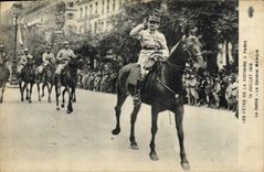 CPA Militaria Les Fetes de la Victoire a Paris 14 Juillet 1919 Le defile Le general Mangin 