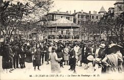 CPA Kiosque St Jean de Luz La danse du Fandango 