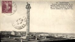 CPA Chien Chiens Saint Cast Colonne de la bataille contre les Anglais Levrier enlevant un leopard 