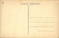 CPA Cloche Le Bourdon Verdun Tour de l'ossuaire de Douaumont Louise Anne Charlotte 