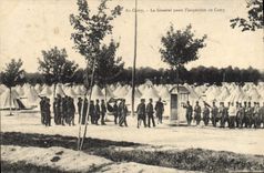 CPA Militaria Au camp Le general passe l'inspection au camp 